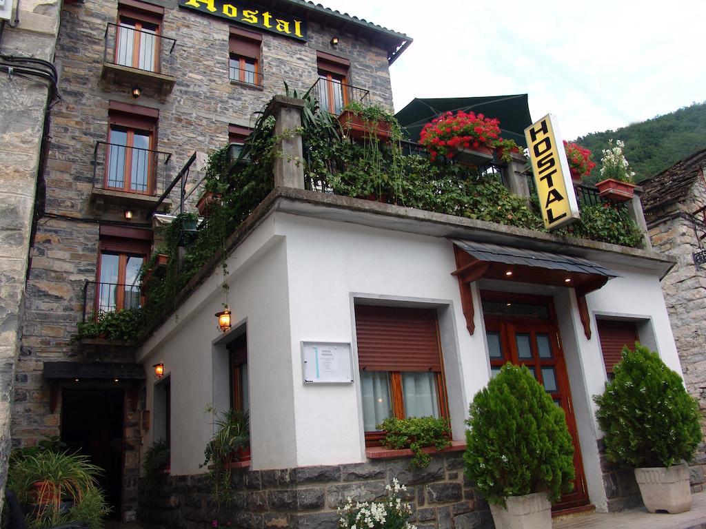 Hostal Pirineos Sarvisé Kültér fotó
